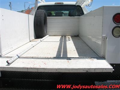 2014 Ford F-250 XL  XL, 2WD, MAINT UTILITY, CREW CAB, 27,000 LOW MILES, 6.2 V8 GAS - Photo 25 - North Platte, NE 69101