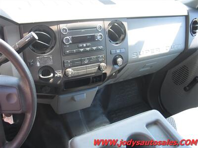 2014 Ford F-250 XL  XL, 2WD, MAINT UTILITY, CREW CAB, 27,000 LOW MILES, 6.2 V8 GAS - Photo 15 - North Platte, NE 69101