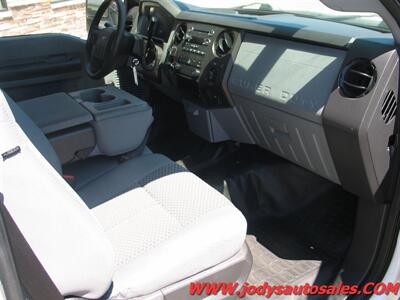 2014 Ford F-250 XL  XL, 2WD, MAINT UTILITY, CREW CAB, 27,000 LOW MILES, 6.2 V8 GAS - Photo 16 - North Platte, NE 69101