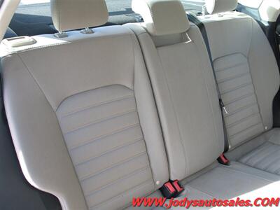 2018 Ford Fusion Hybrid S  S, LOW, LOW 48.000 MILES, 41 MPG - Photo 24 - North Platte, NE 69101