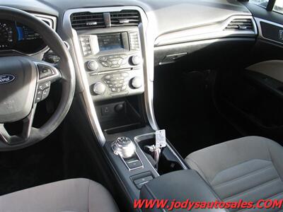 2018 Ford Fusion Hybrid S  S, LOW, LOW 48.000 MILES, 41 MPG - Photo 7 - North Platte, NE 69101