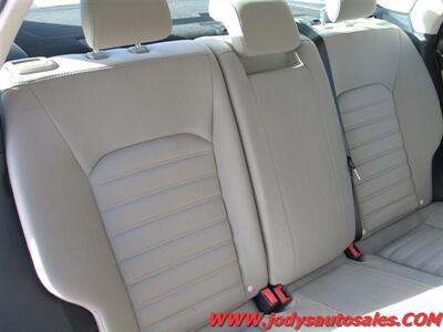 2018 Ford Fusion Hybrid S  S, LOW, LOW 48.000 MILES, 41 MPG - Photo 24 - North Platte, NE 69101