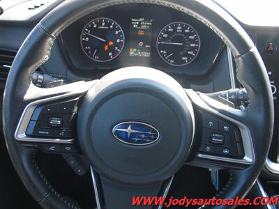 2022 Subaru Outback Premium Premium, AWD, - Photo 12 - North Platte, NE 69101