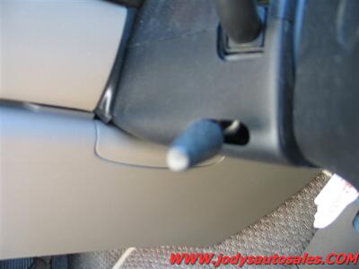 2002 Ford E-150  Very Nice Conversion Van - Photo 5 - North Platte, NE 69101