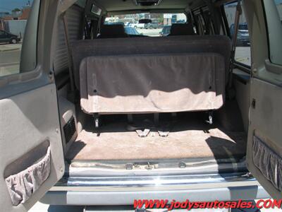 2002 Ford E-150  Very Nice Conversion Van - Photo 20 - North Platte, NE 69101