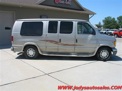 2002 Ford E-150  Very Nice Conversion Van - Photo 27 - North Platte, NE 69101