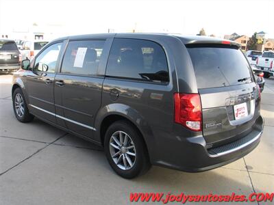 2016 Dodge Grand Caravan SE Plus SE Plus, REVERSE CAM, X/M RADIO, LOW LOW 33,000 MI (O - Photo 28 - North Platte, NE 69101