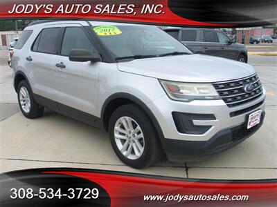 2017 Ford Explorer  AWD, 3RD ROW SEATING, LOW/ LOW 41,000 MILE - Photo 1 - North Platte, NE 69101
