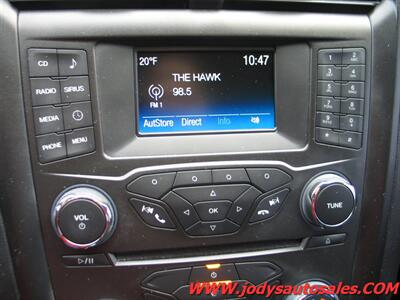 2018 Ford Fusion SE  SE, AWD, LOW, LOW 42,000 MILES - Photo 17 - North Platte, NE 69101