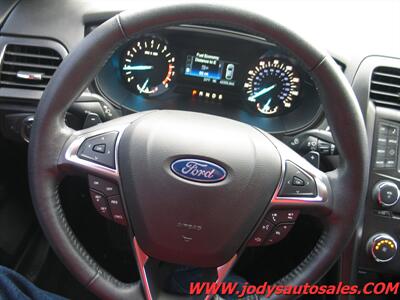 2018 Ford Fusion SE  SE, AWD, LOW, LOW 42,000 MILES - Photo 15 - North Platte, NE 69101