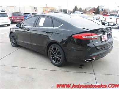 2018 Ford Fusion SE  SE, AWD, LOW, LOW 42,000 MILES - Photo 29 - North Platte, NE 69101