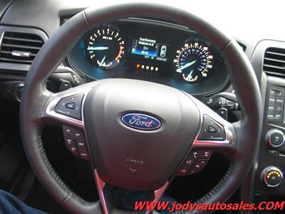2018 Ford Fusion SE SE, AWD, LOW, LOW 42,000 MILES - Photo 15 - North Platte, NE 69101
