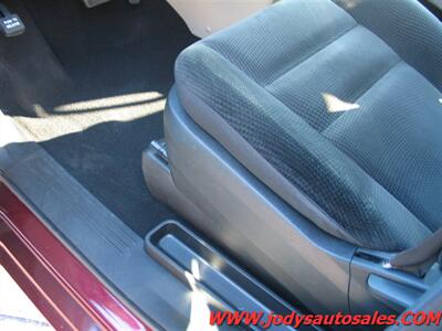 2017 Dodge Grand Caravan SE Plus SE PLUS, DVD, XM, REVERSE CAM, LOW LOW 31,000 MILES - Photo 4 - North Platte, NE 69101