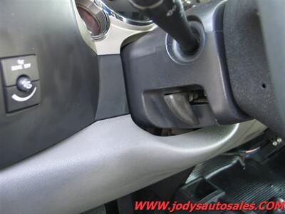 2008 Chevrolet Silverado 2500 W/T, 4WD, CREW CAB, LONG BOX - Photo 8 - North Platte, NE 69101