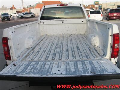 2008 Chevrolet Silverado 2500 W/T, 4WD, CREW CAB, LONG BOX - Photo 22 - North Platte, NE 69101