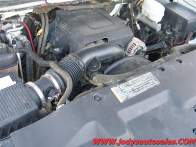 2008 Chevrolet Silverado 2500 W/T, 4WD, CREW CAB, LONG BOX - Photo 30 - North Platte, NE 69101