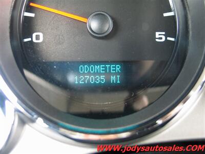 2008 Chevrolet Silverado 3500  W/T, FLAT BED, DIESEL, CREW CAB 4X4 - Photo 11 - North Platte, NE 69101