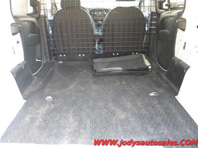 2017 RAM ProMaster City  Base, FWD, CARGO VAN, LOW 59,000 MILES - Photo 23 - North Platte, NE 69101