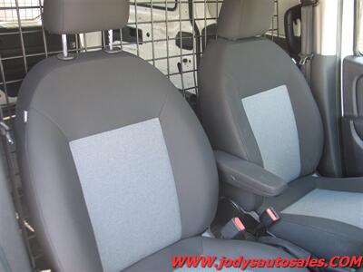 2017 RAM ProMaster City  Base, FWD, CARGO VAN, LOW 59,000 MILES - Photo 19 - North Platte, NE 69101