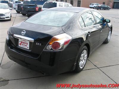 2012 Nissan Altima 2.5 SL   - Photo 27 - North Platte, NE 69101