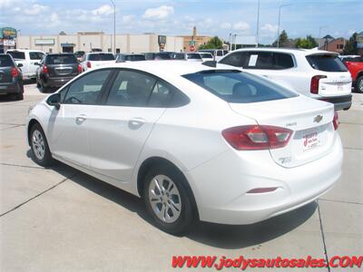 2019 Chevrolet Cruze LS  LS, 1.4L Turbo, Bluetooth, FWD, 64000 LOW MILES - Photo 32 - North Platte, NE 69101