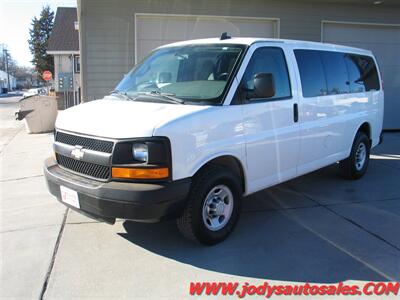 2016 Chevrolet Express LS 2500 12 PASSENGER VAN, LOW 33,000 MILES!  LS 2500 12 PASSENGER VAN, LOW 33,000 MILES! - Photo 29 - North Platte, NE 69101