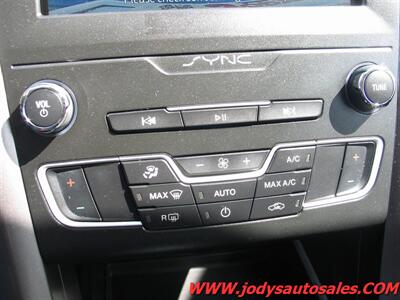 2020 Ford Fusion Hybrid SE  SE, GAS/HYBRID, 40 MPG - Photo 21 - North Platte, NE 69101