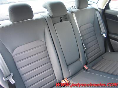 2020 Ford Fusion Hybrid SE  SE, GAS/HYBRID, 40 MPG - Photo 27 - North Platte, NE 69101