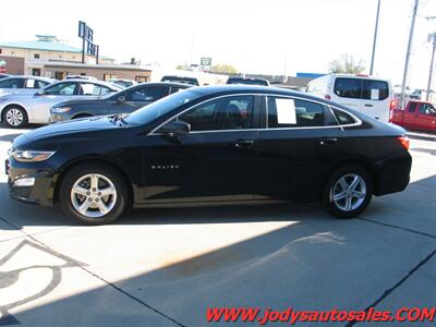 2019 Chevrolet Malibu LS  LS, FWD, Ecotec 1.5L Turbo I4, LOW, LOW 27,000 MIL - Photo 29 - North Platte, NE 69101