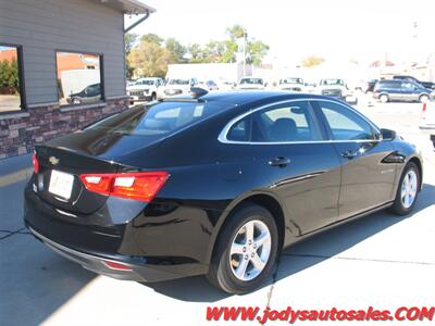 2019 Chevrolet Malibu LS  LS, FWD, Ecotec 1.5L Turbo I4, LOW, LOW 27,000 MIL - Photo 32 - North Platte, NE 69101
