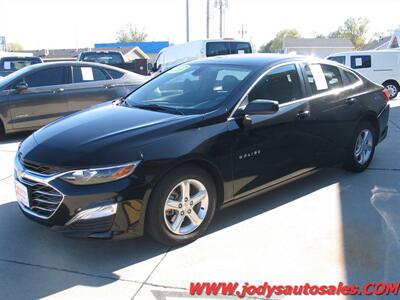 2019 Chevrolet Malibu LS  LS, FWD, Ecotec 1.5L Turbo I4, LOW, LOW 27,000 MIL - Photo 28 - North Platte, NE 69101