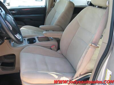 2015 Dodge Grand Caravan SXT  SXT - Photo 5 - North Platte, NE 69101