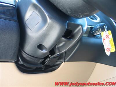2015 Dodge Grand Caravan SXT  SXT - Photo 7 - North Platte, NE 69101