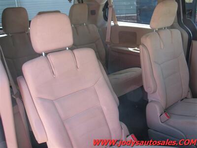 2015 Dodge Grand Caravan SXT  SXT - Photo 21 - North Platte, NE 69101