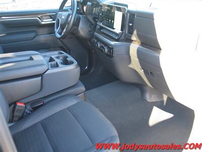 2025 Chevrolet Silverado 1500 LT  LT, 4WD, 5.3L V-6, 32,000 MILES - Photo 25 - North Platte, NE 69101