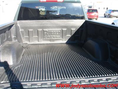 2025 Chevrolet Silverado 1500 LT  LT, 4WD, 5.3L V-6, 32,000 MILES - Photo 30 - North Platte, NE 69101