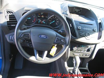 2018 Ford Escape SE SE, AWD, LOW, LOW 26,000 MILES - Photo 6 - North Platte, NE 69101
