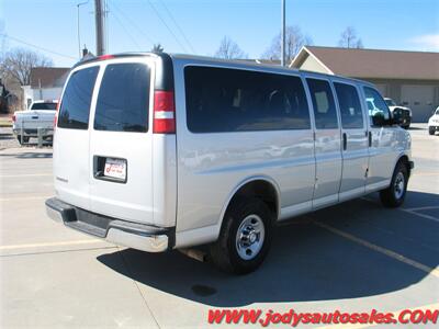 2018 Chevrolet Express LT 3500, EXTENDED 15 PASSENGE, 6.0 V8,  LT 3500, EXTENDED 15 PASSENGE, 6.0 V8, - Photo 28 - North Platte, NE 69101