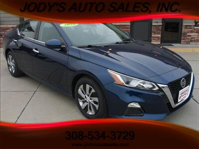 2021 Nissan Altima 2.5 S S, 2.5L I4 , 39 MPG, BLUETOOTH - Photo 1 - North Platte, NE 69101