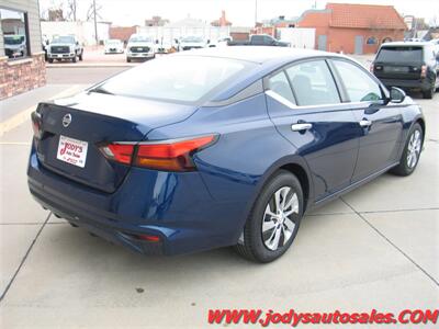 2021 Nissan Altima 2.5 S S, 2.5L I4 , 39 MPG, BLUETOOTH - Photo 27 - North Platte, NE 69101