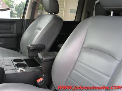 2017 RAM 2500 Tradesman Tradesman, Crew Cab 4x4, Hemi 6.4L V8 - Photo 5 - North Platte, NE 69101