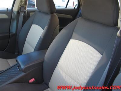 2009 Chevrolet Malibu LS LS, 30 MPG, LOW, LOW, 78,000 MILES - Photo 5 - North Platte, NE 69101