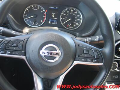 2021 Nissan Sentra S S, FWD, 39 MPG, LOW LOW 20,000 MILES - Photo 15 - North Platte, NE 69101