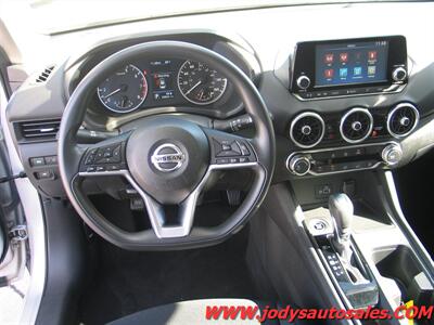 2021 Nissan Sentra S S, FWD, 39 MPG, LOW LOW 20,000 MILES - Photo 6 - North Platte, NE 69101