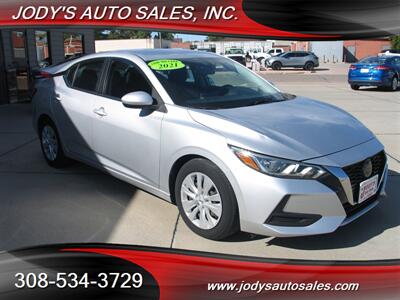 2021 Nissan Sentra S S, FWD, 39 MPG, LOW LOW 20,000 MILES - Photo 1 - North Platte, NE 69101