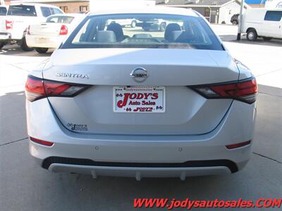 2021 Nissan Sentra S S, FWD, 39 MPG, LOW LOW 20,000 MILES - Photo 29 - North Platte, NE 69101