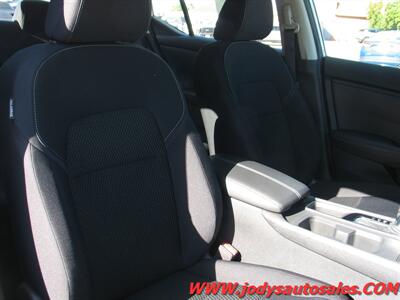 2021 Nissan Sentra S S, FWD, 39 MPG, LOW LOW 20,000 MILES - Photo 22 - North Platte, NE 69101