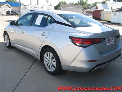 2021 Nissan Sentra S S, FWD, 39 MPG, LOW LOW 20,000 MILES - Photo 28 - North Platte, NE 69101