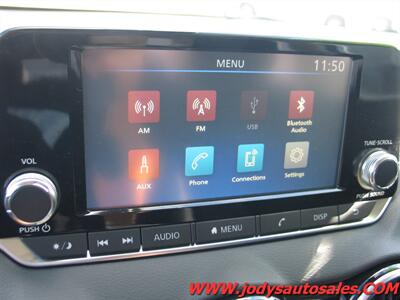 2021 Nissan Sentra S S, FWD, 39 MPG, LOW LOW 20,000 MILES - Photo 16 - North Platte, NE 69101