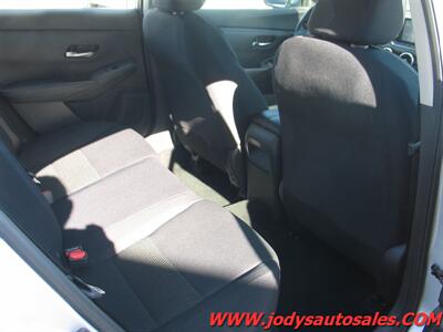 2021 Nissan Sentra S S, FWD, 39 MPG, LOW LOW 20,000 MILES - Photo 23 - North Platte, NE 69101